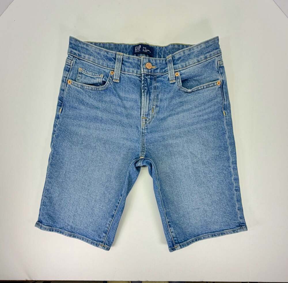 Gap Denim 9" Bermuda Shorts Size 8/29